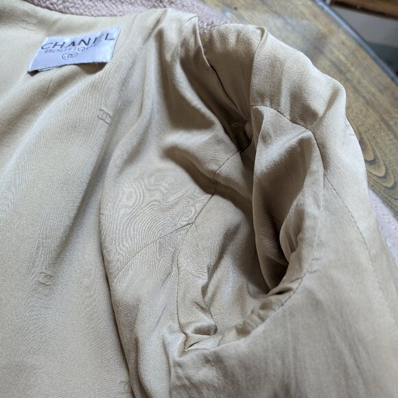 CHANEL Vintage Pale Pink Tweed Jacket Lucite CC Logo Buttons 1990s Women S M 4 6 - Picture 15 of 16